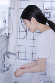 人妻少妇69式99偷拍